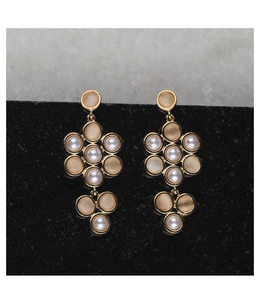     			SILVER SHINE Fashion Delicated Patry Wear Pearl Earring For Women Girl