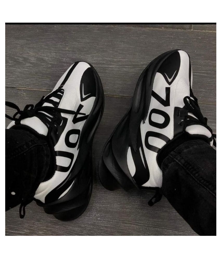 yeezy shark 700 price