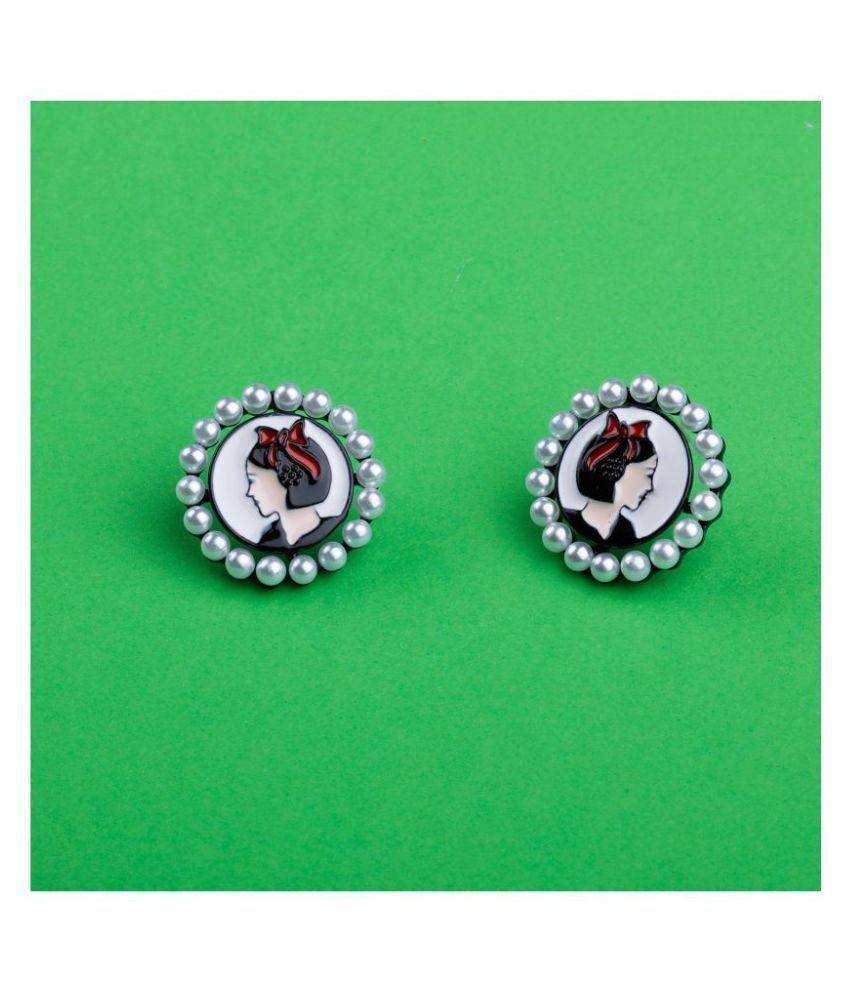     			Silver Shine Elite Black Exclusive Unique Stud earring For Girls And Women