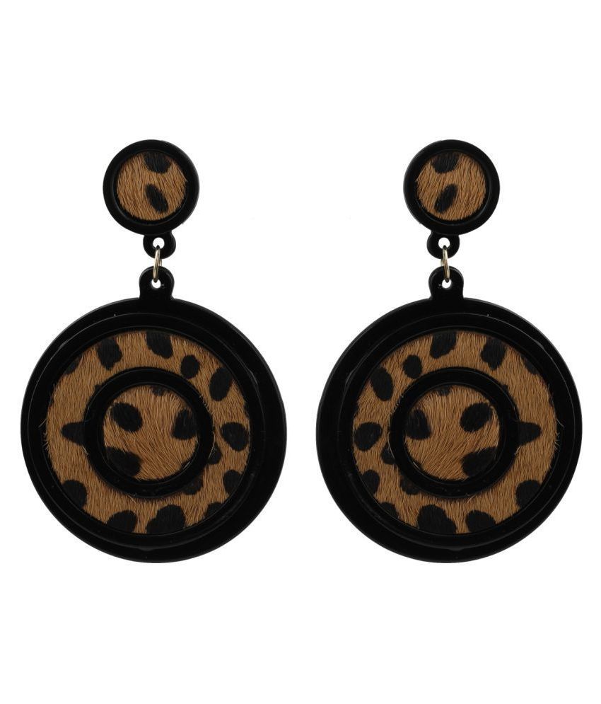     			Silver Shine Eye-Catching Black Leaopard Design Attractive Party Wear Earring For Women