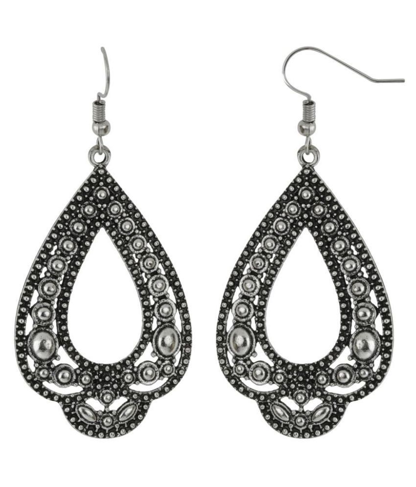     			Silver Shine Silver Droplets Carved Earrings for Women