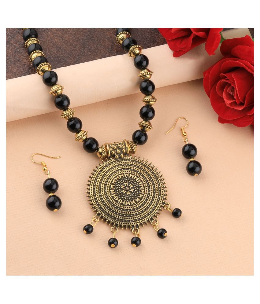     			SILVERSHINE Alegant Stylish Gold Oxidised Pendant Black Pearl mala set for Women girl