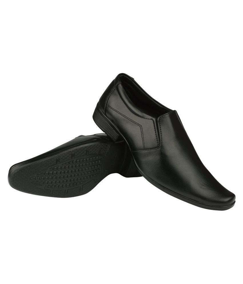 paragon max men's black formal shoes