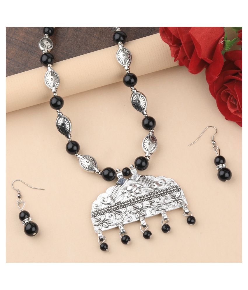     			SILVERSHINE Adjustable Exclusive Silver Plated With Black Pearl  Pendant mala set for Women girl