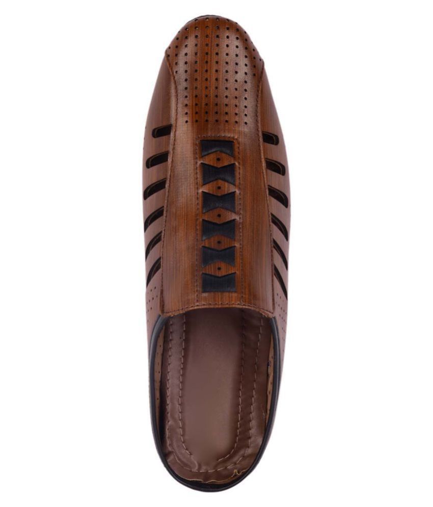 The most adorable, yet everyday appropriate sandal ever! Click picture above or go to http 