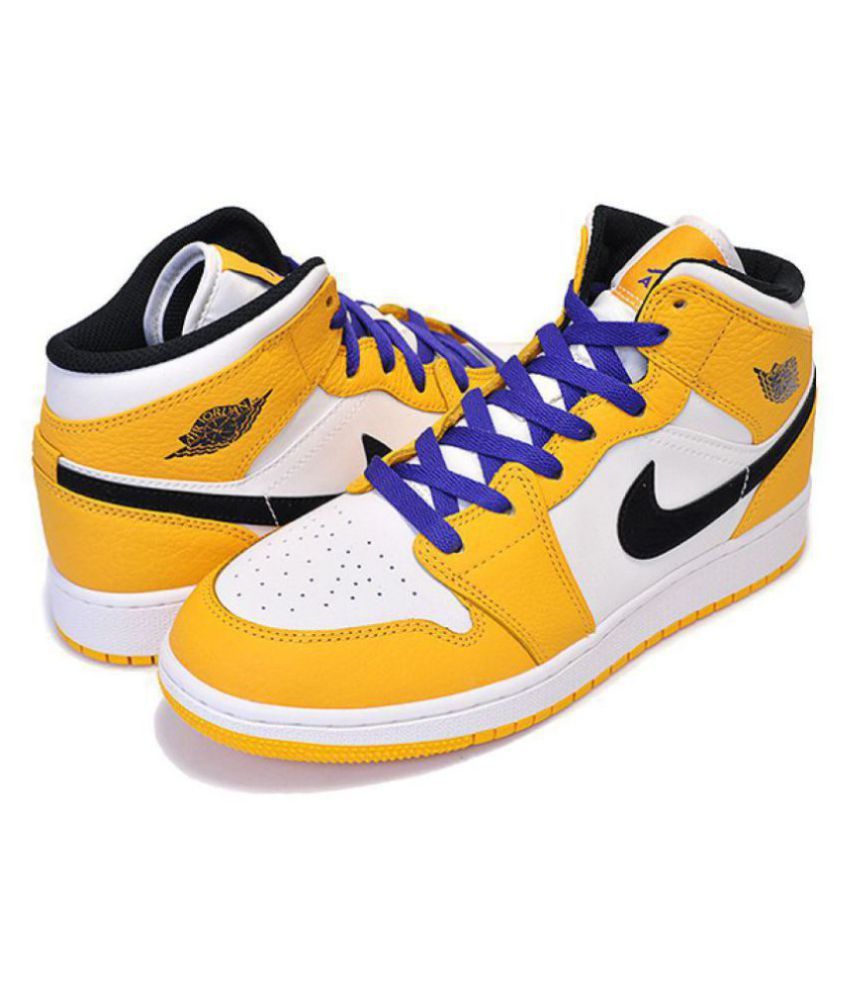 jordan mid lakers