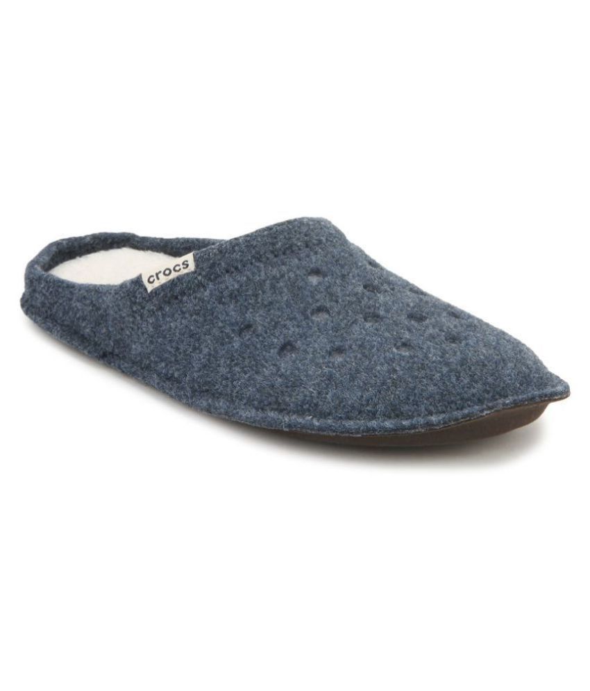 crocs slip on slippers