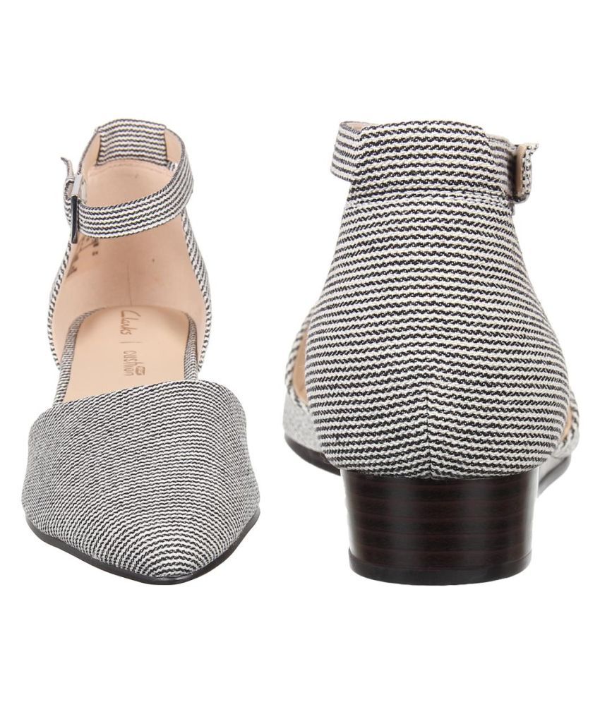 clarks blue booties