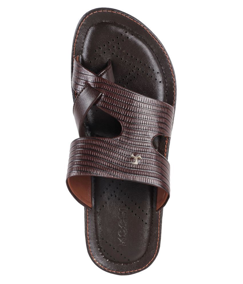mochi leather chappals