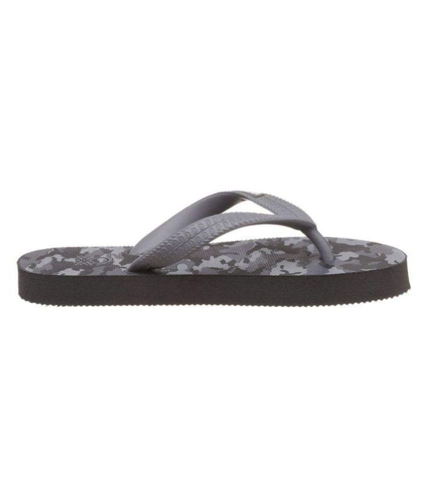 benetton flip flops online