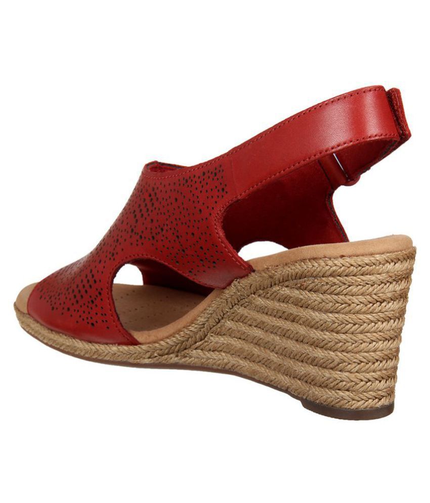 red heels clarks
