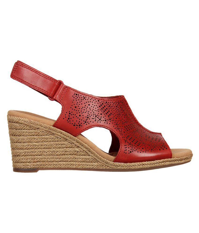 red heels clarks