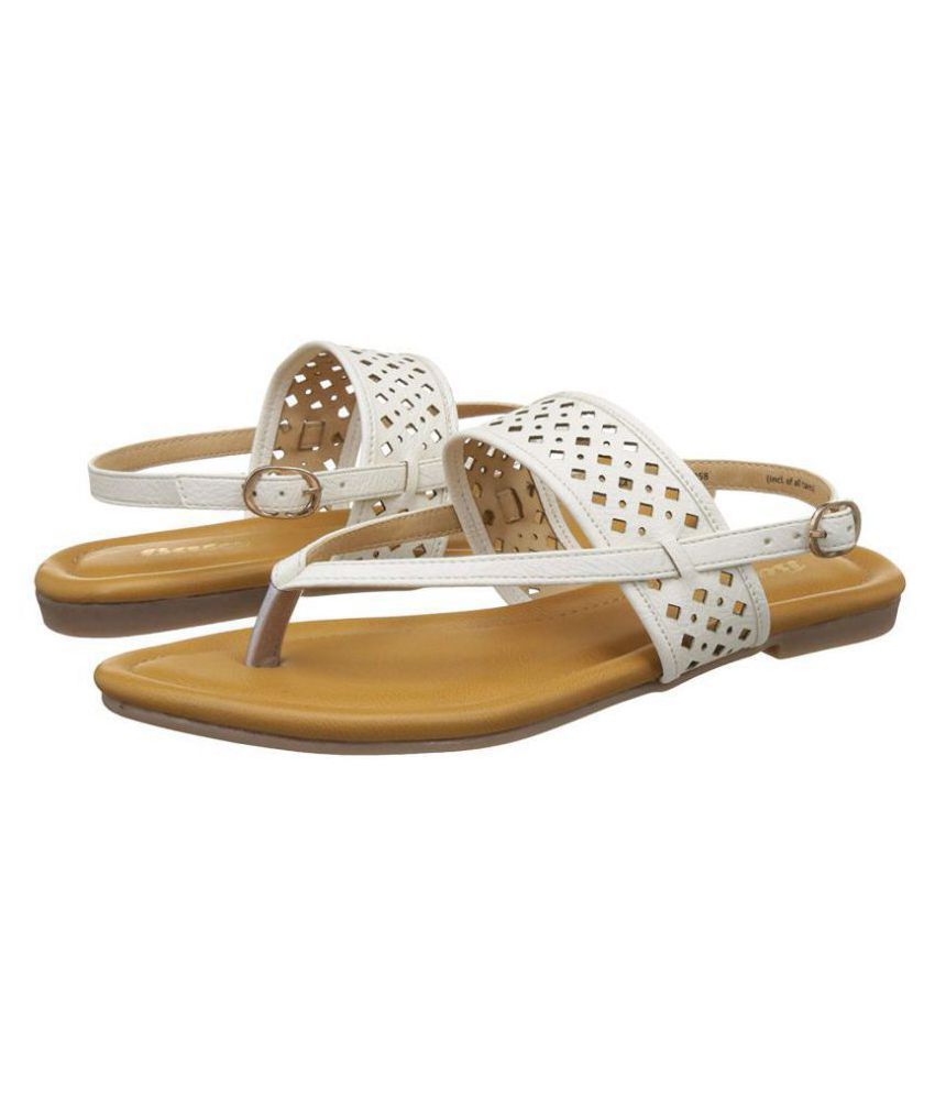 Bata White Flats Price in India- Buy Bata White Flats Online at Snapdeal