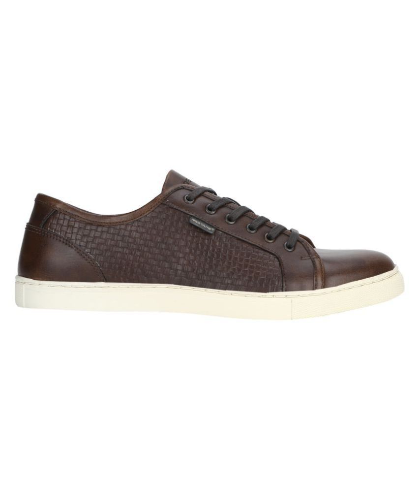 red tape brown leather sneakers