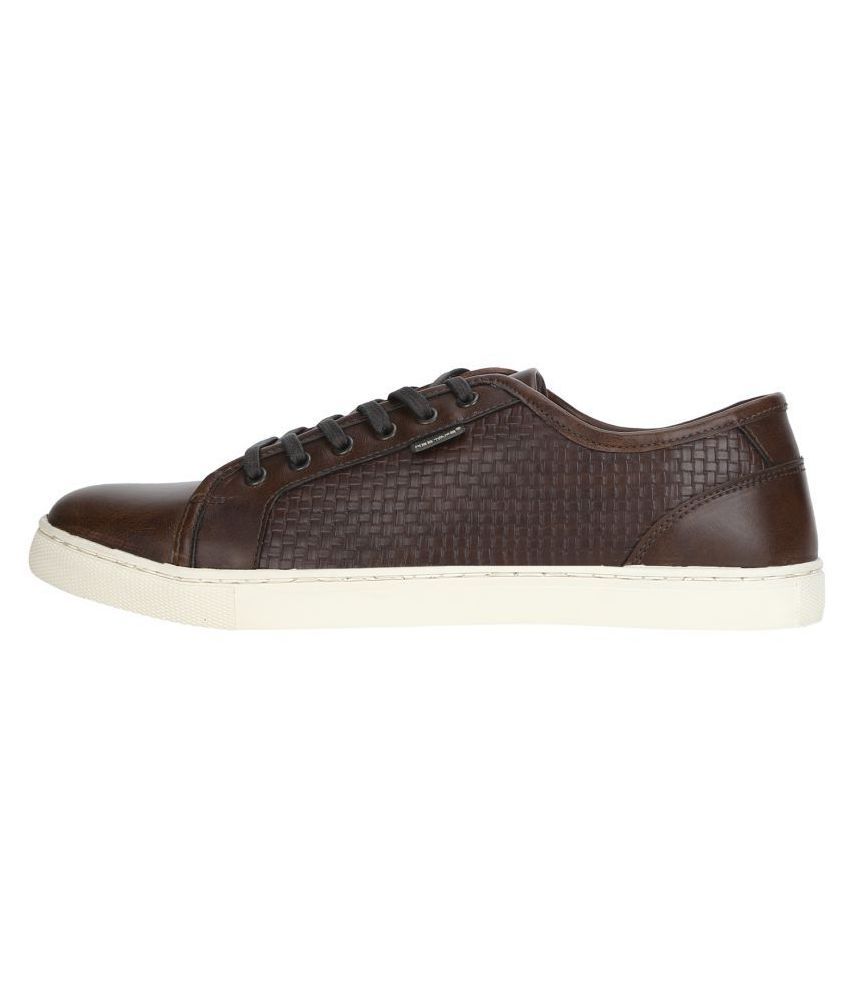 red tape brown leather sneakers