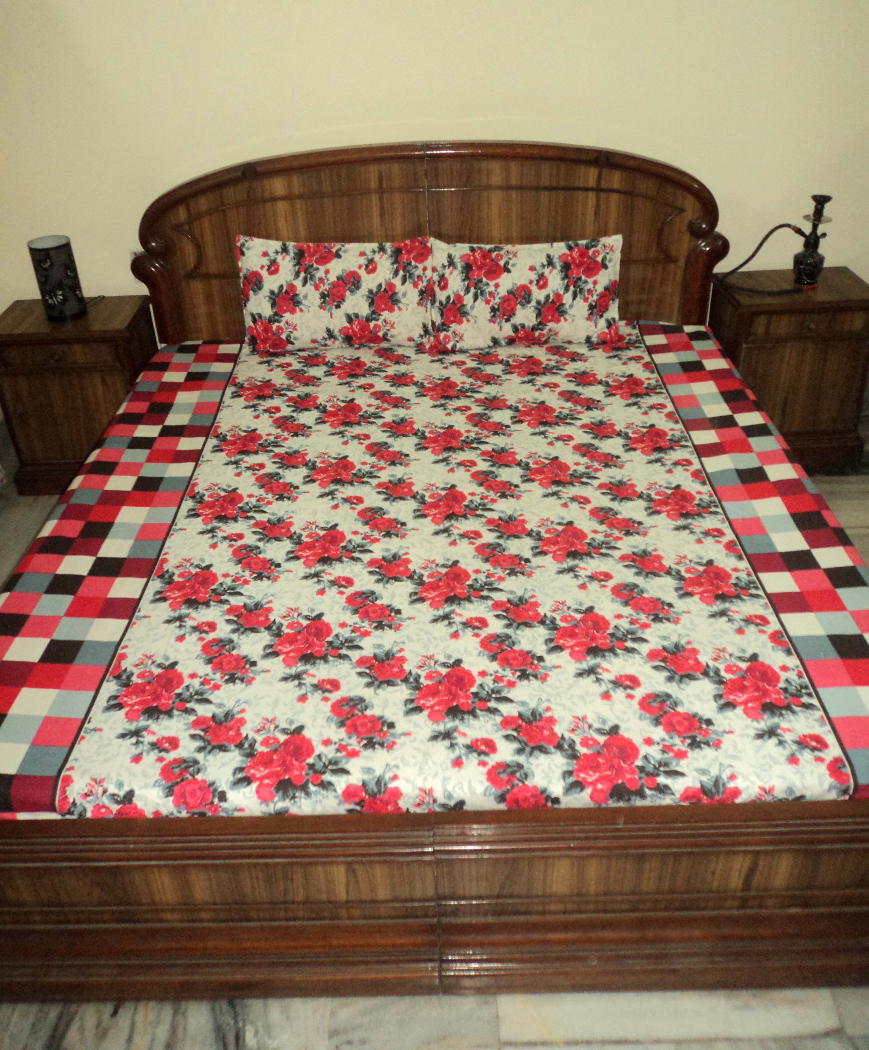 A & H ENTERPRISES Queen Cotton Red Printed Fitted Sheet Set of 3 Buy
