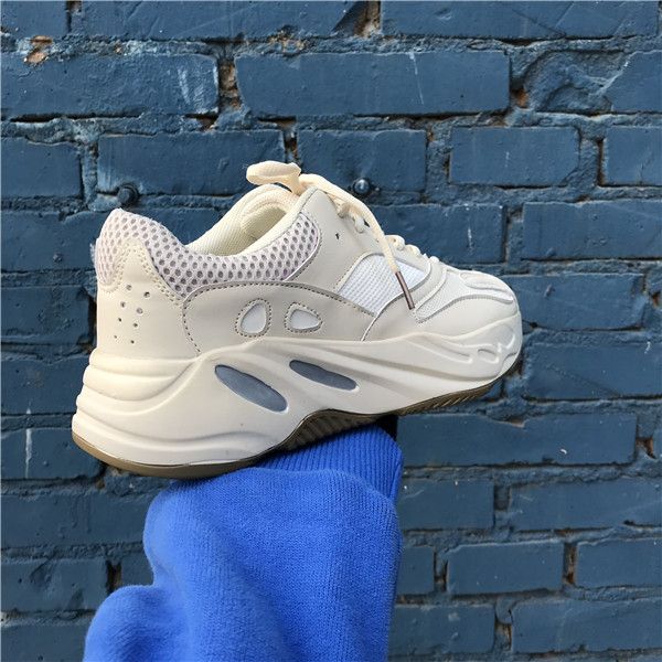 Mr.SHOES yeezy 700 analog Beige Running Shoes - Buy Mr.SHOES yeezy 700 ...