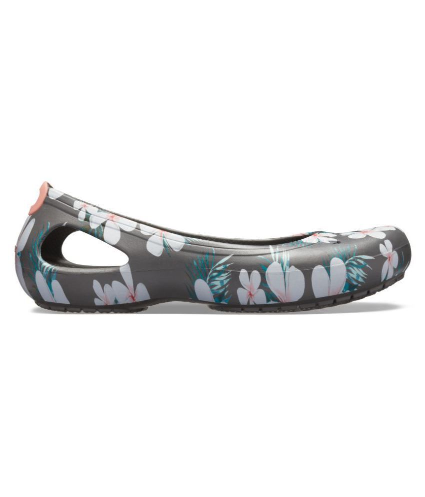 crocs flats sale
