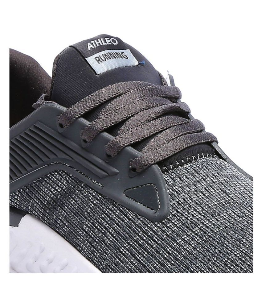 action running shoes 599