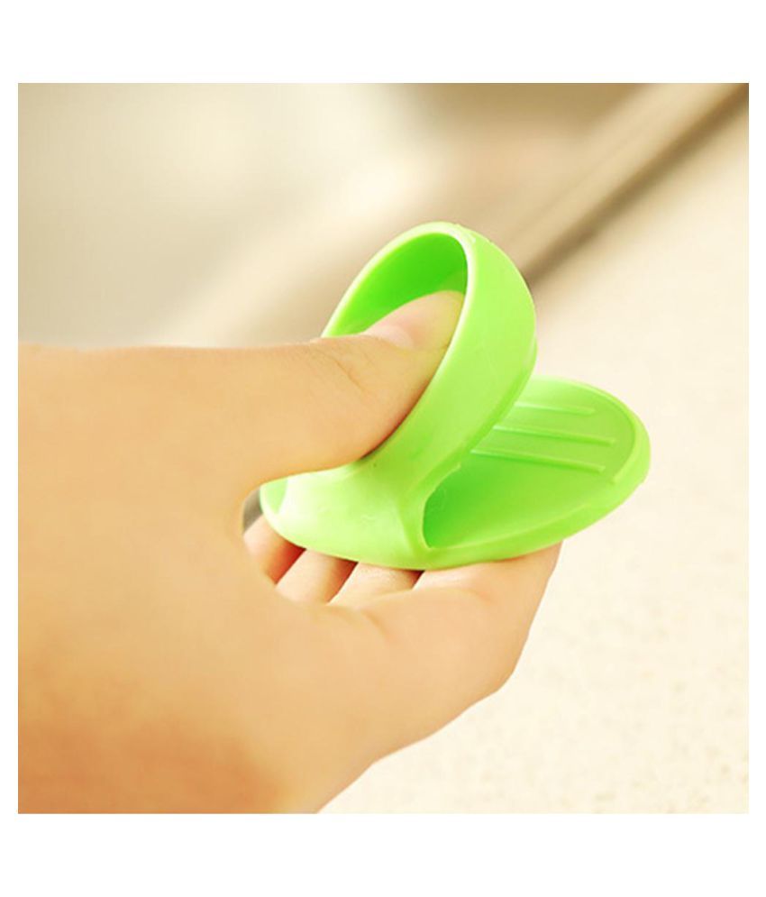 Microwave Oven 2 Fingers Hot Bowl Holder Dish Clamp Pot Pan Gripper