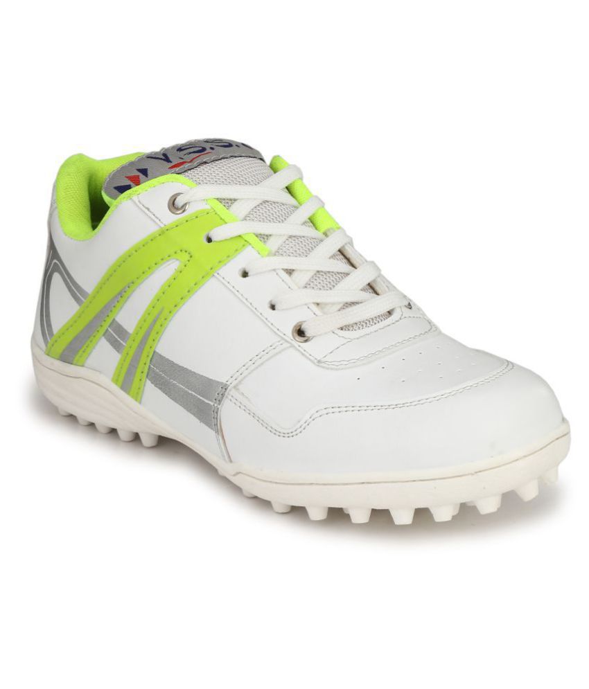youth cricket shoes