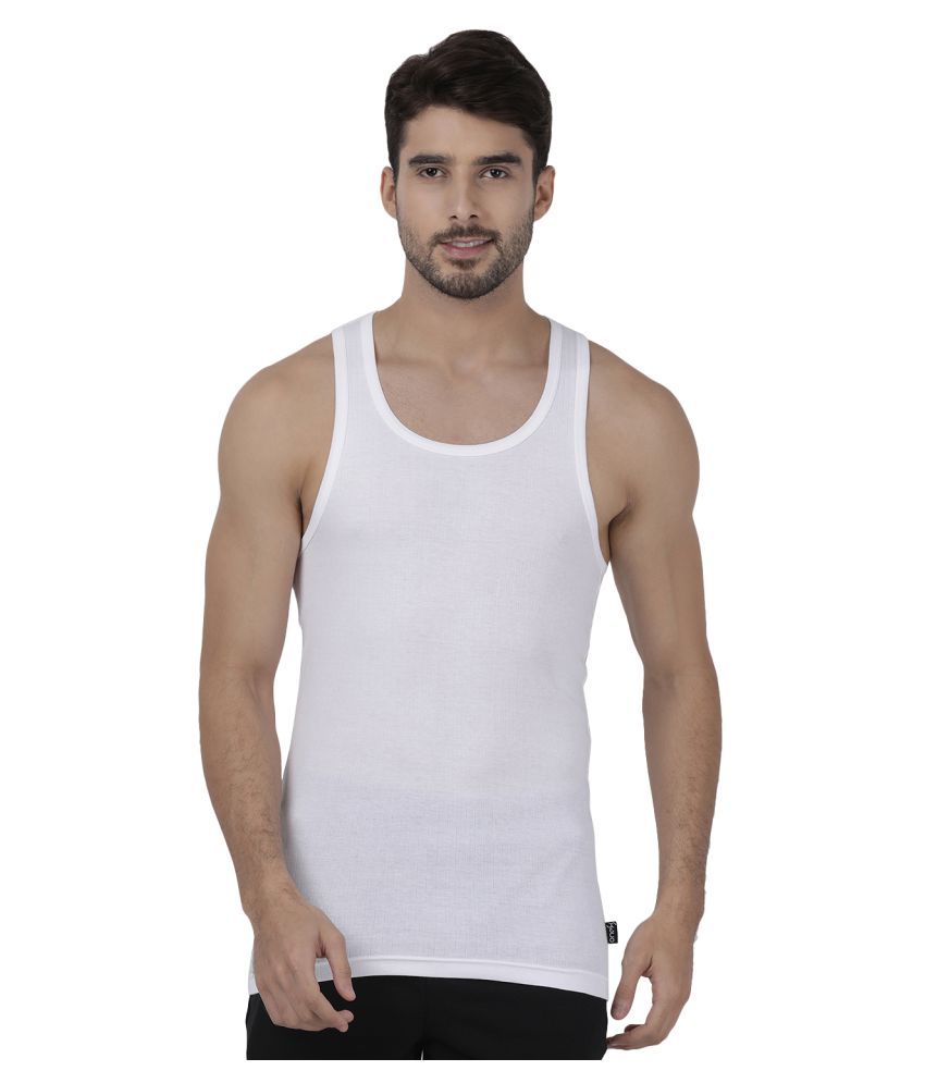     			One8 by Virat Kohli Cotton Men's Vest ( White )