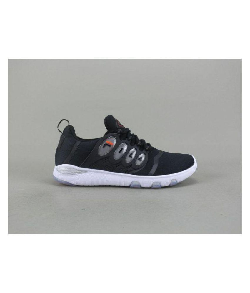 fila takkies black