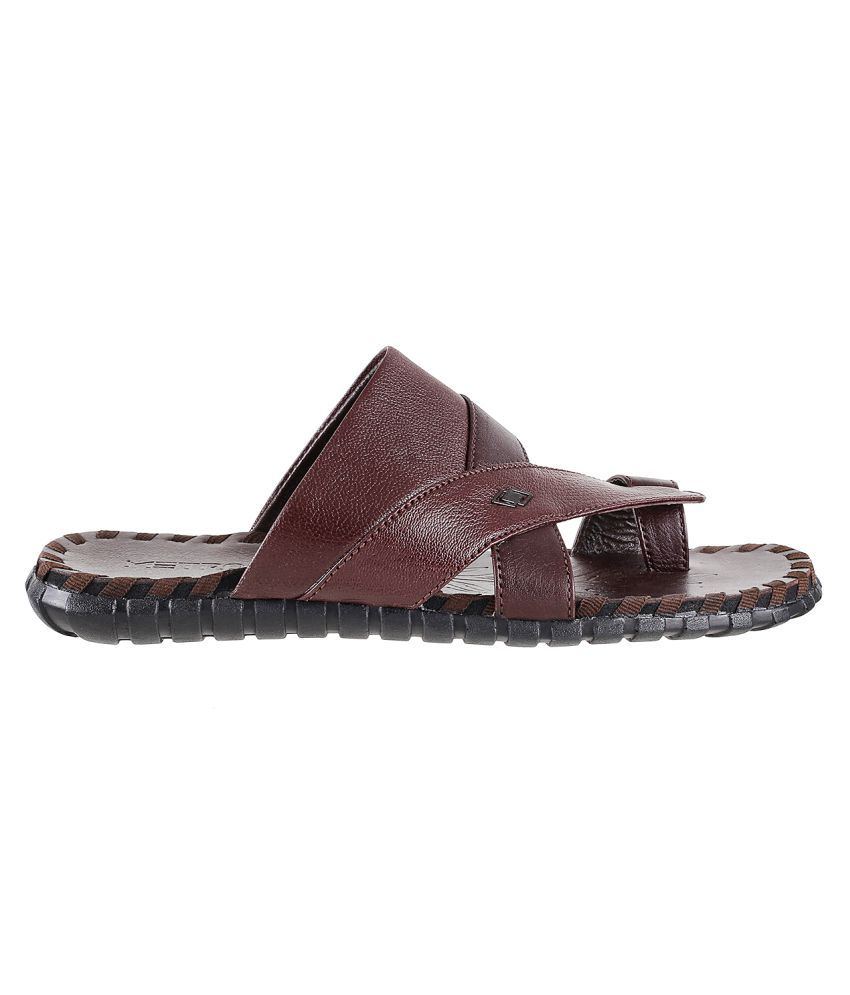 metro flat sandals