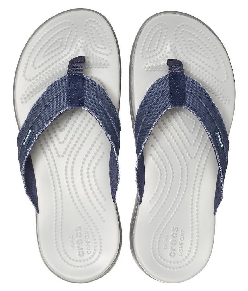 crocs thong style flip flops