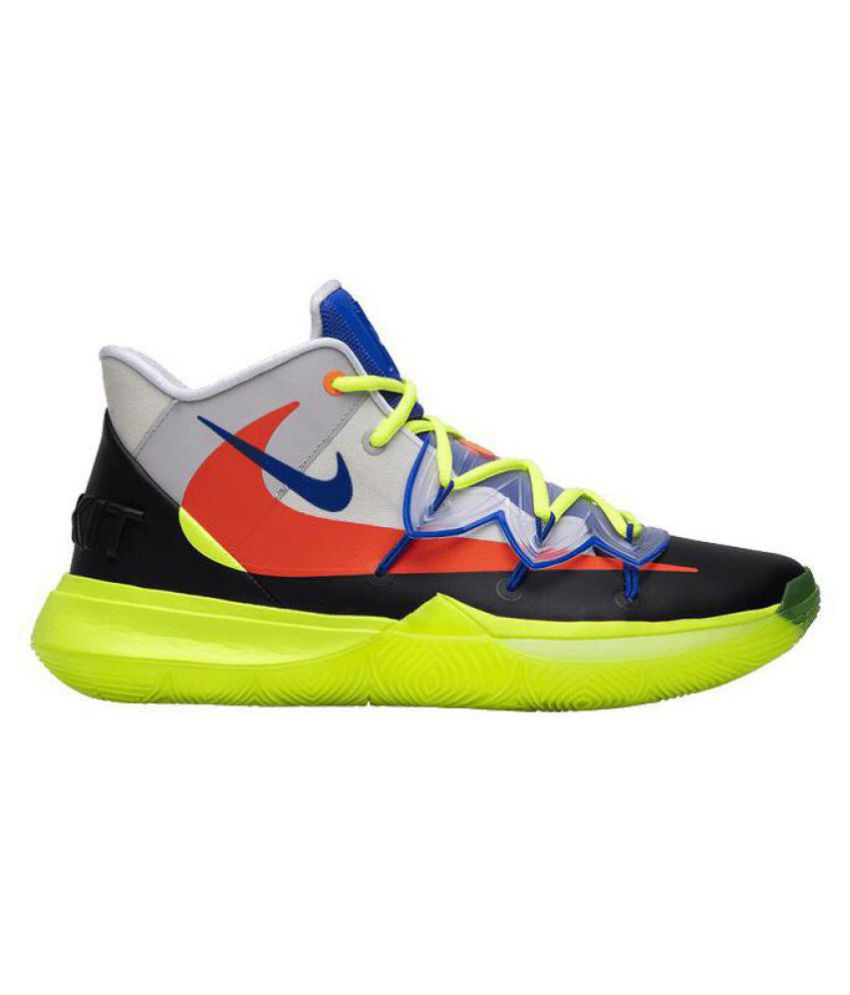  STEAL NIKE KYRIE 5 FRIENDS COLOURWAY Sports