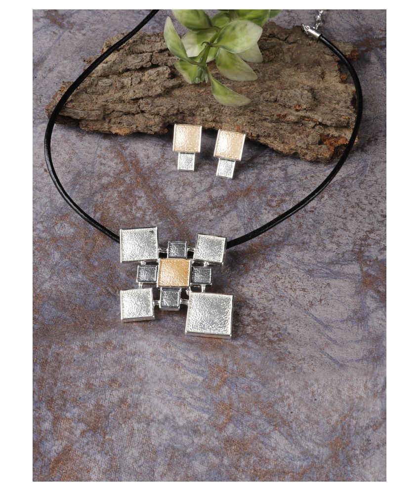     			Prita White Metal Silver Contemporary Contemporary/Fashion Silver Plated Necklaces Set
