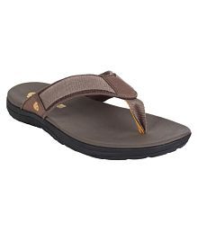 clarks chappals online