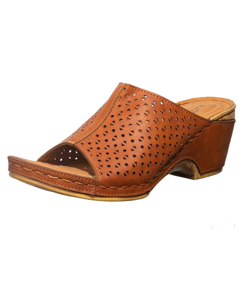 khadims high heels