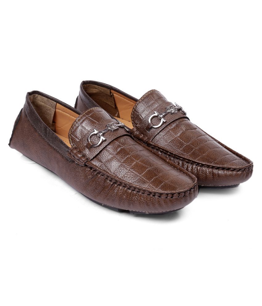     			YUVRATO BAXI Brown Loafers