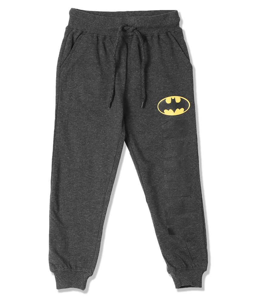 t shirt to wear with joggers