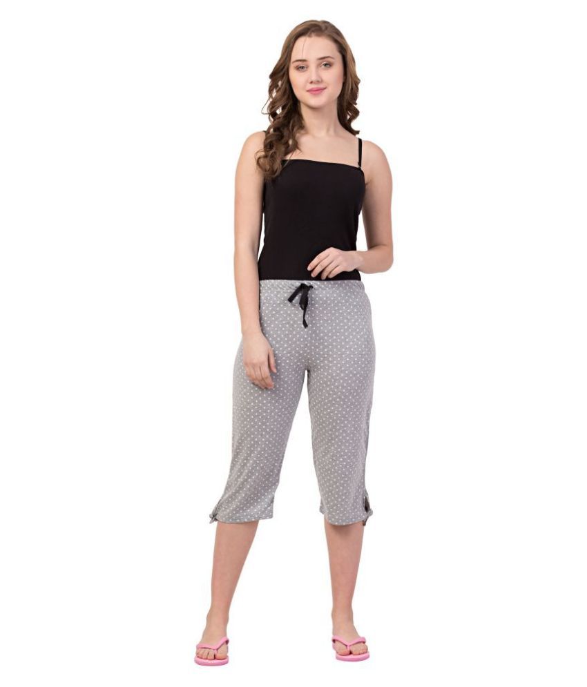 womens grey capris