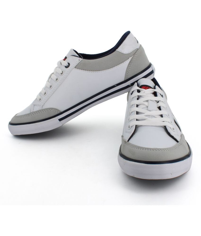 sparx white shoes sneakers