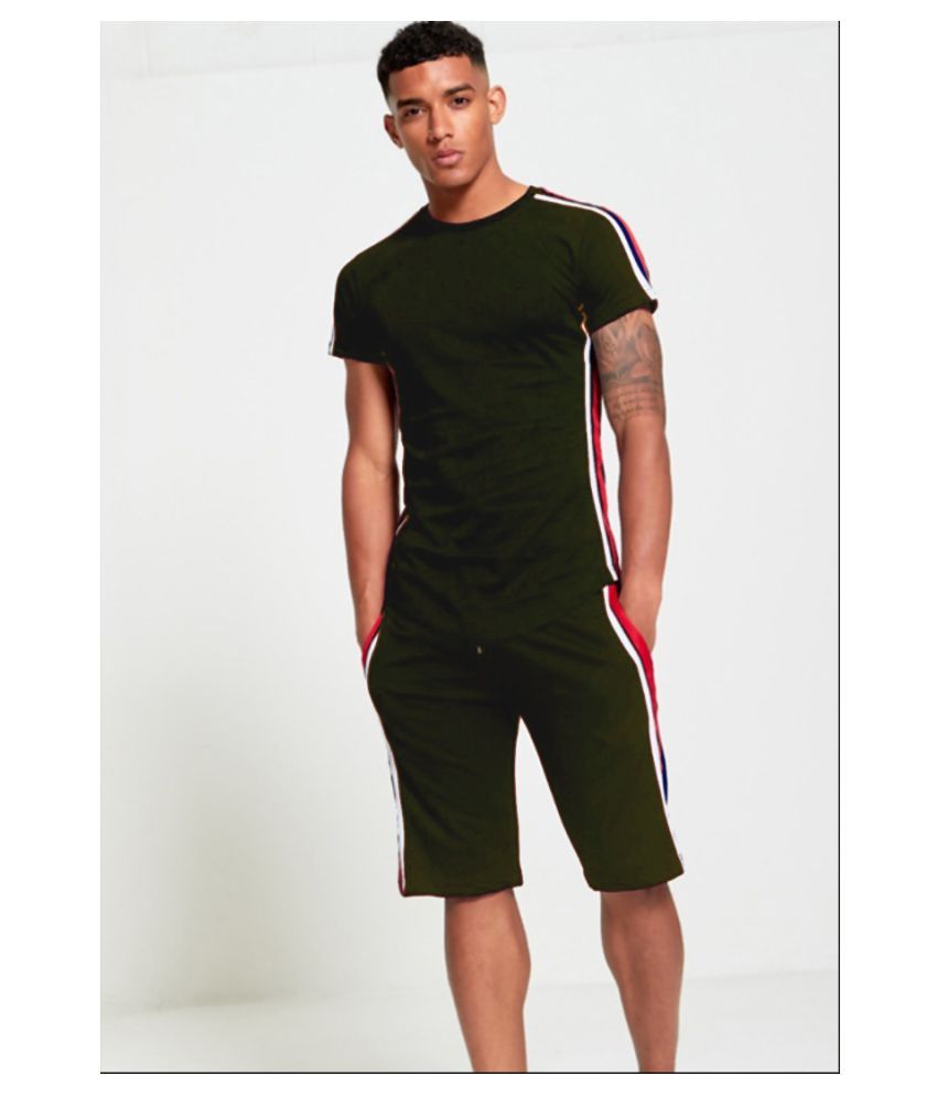 olive joggers outfit mens