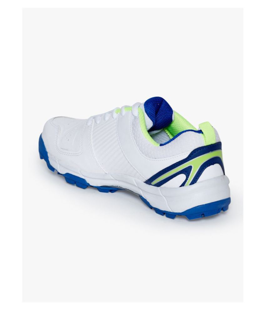sg club cricket shoes
