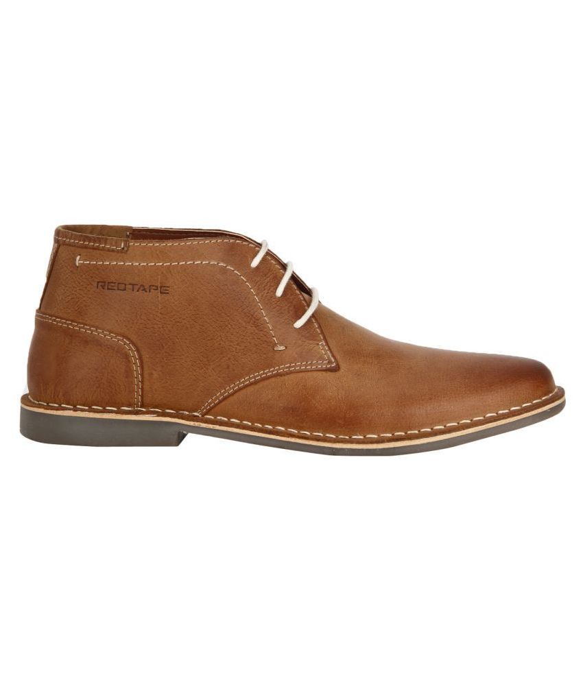 tan chukka