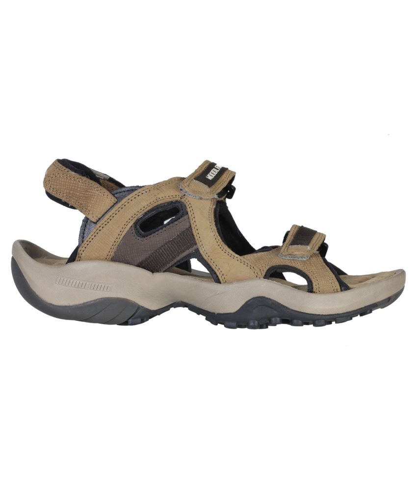 teva camel sandals