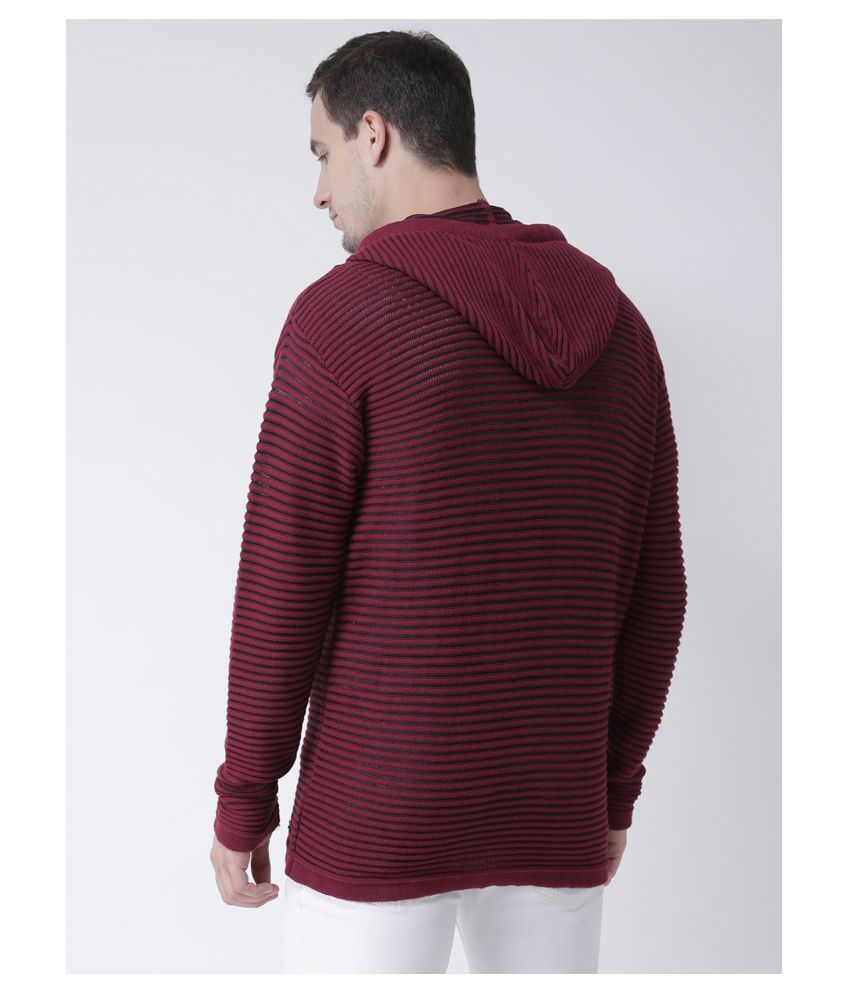 maroon hooded sweater