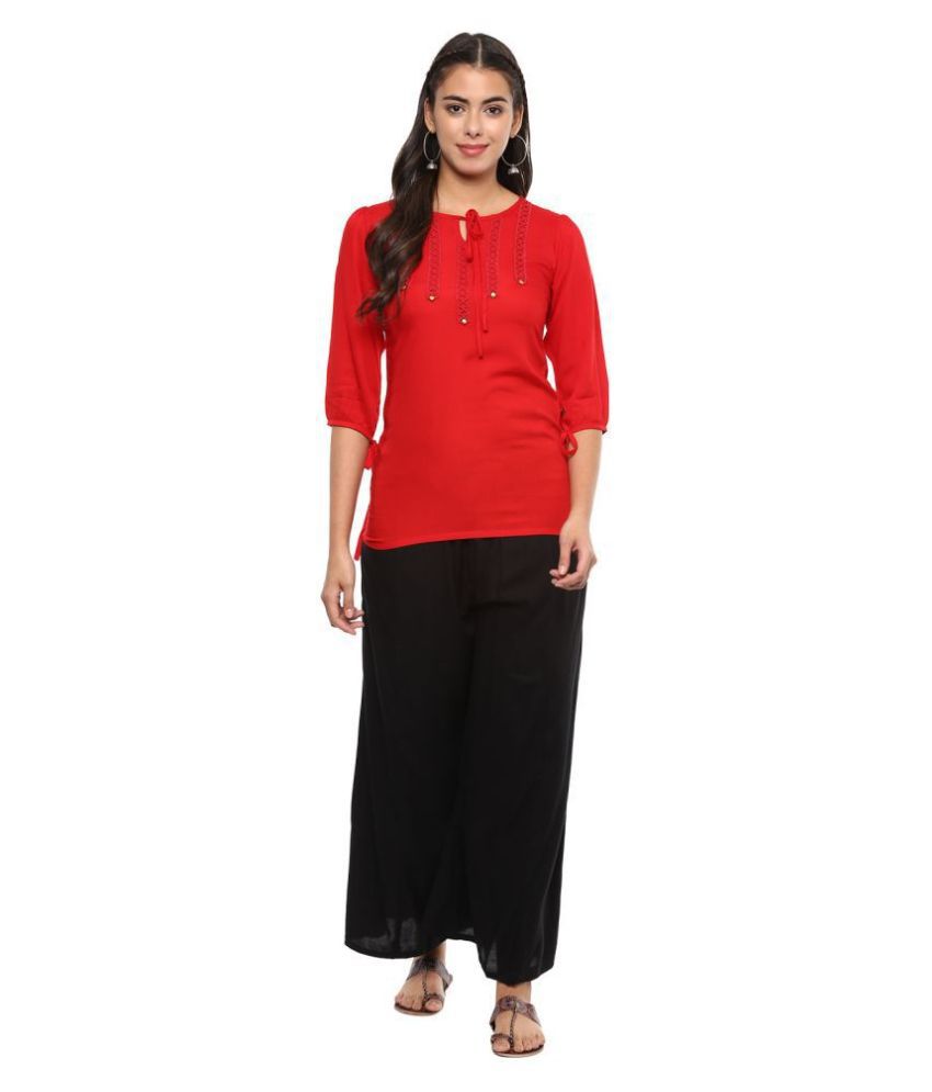     			Yash Gallery - Red Rayon Women's Regular Top ( Pack of 1 )