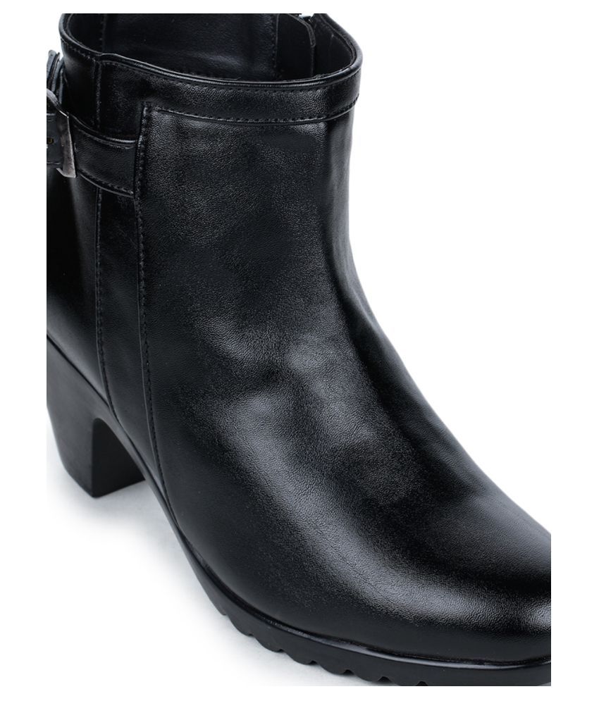 bruno manetti ankle boots