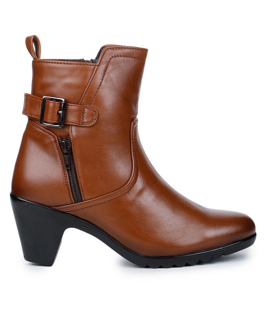 bruno manetti ankle boots
