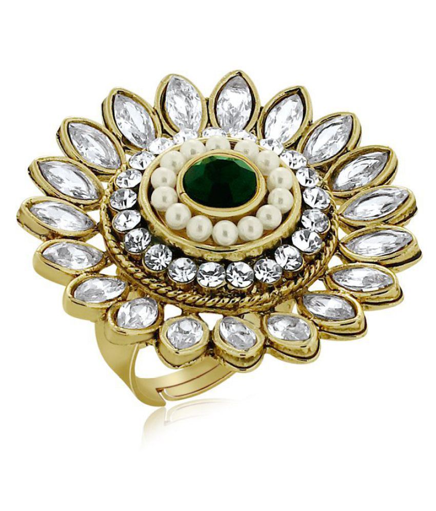     			Spargz Green And Gold Alloy Ring