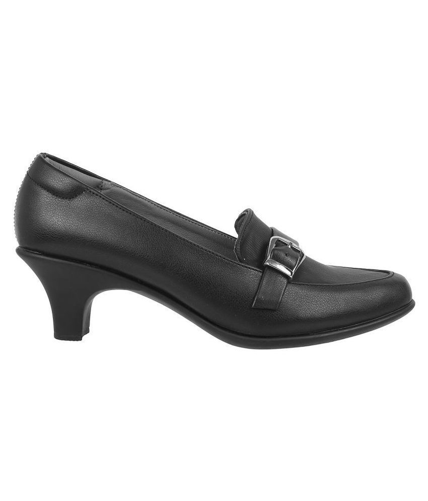 Metro Black Kitten Heels Price in India- Buy Metro Black Kitten Heels