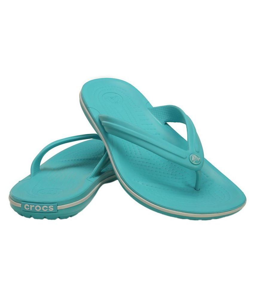 dark turquoise crocs