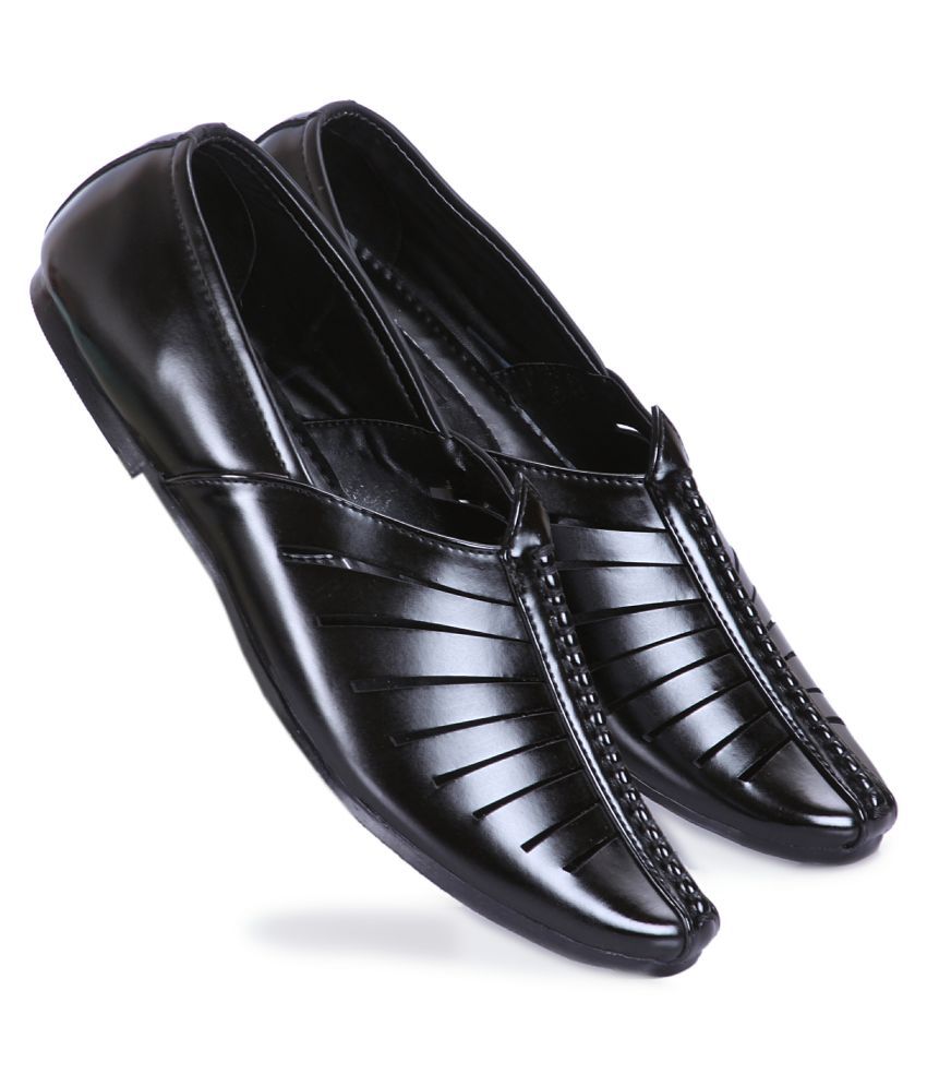 mens black mojari