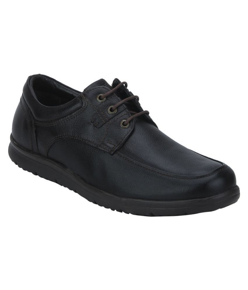 redtape brown leather shoes